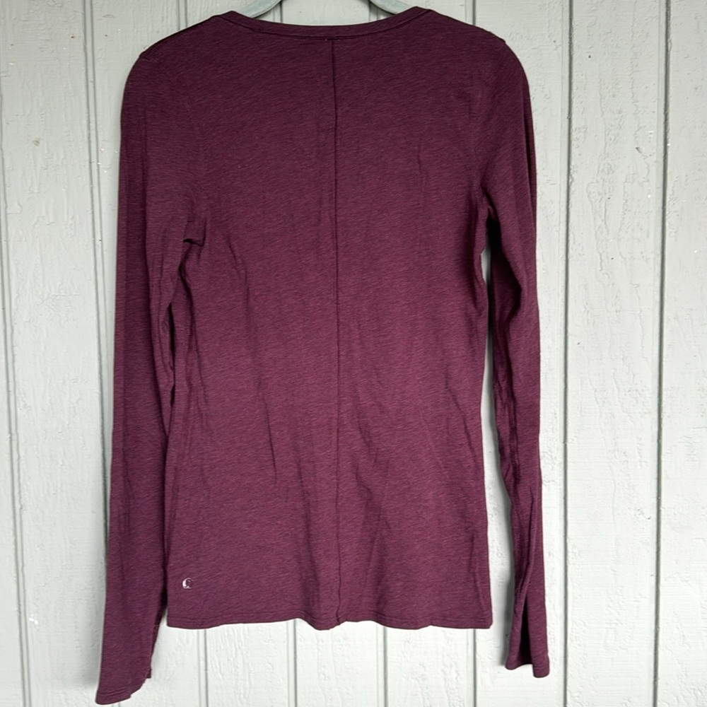 Lululemon long sleeve - Picture 4 of 7